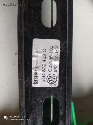 Volkswagen Golf sağ arka cam kirkosu 5G4 839 462 C