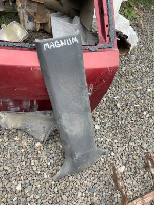 MİTSUBİSHİ L200 MAGNUM DİREK PLASTİĞİ