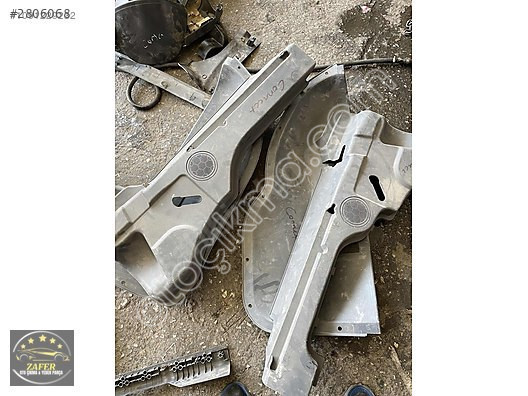 FORD CONNECET BAGAJ BAKALİTLERİ DUVAR KAPLAMA