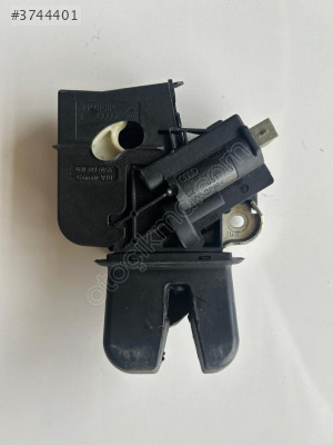 Çıkma Bagaj Kilidi VW CC 4F5827505D