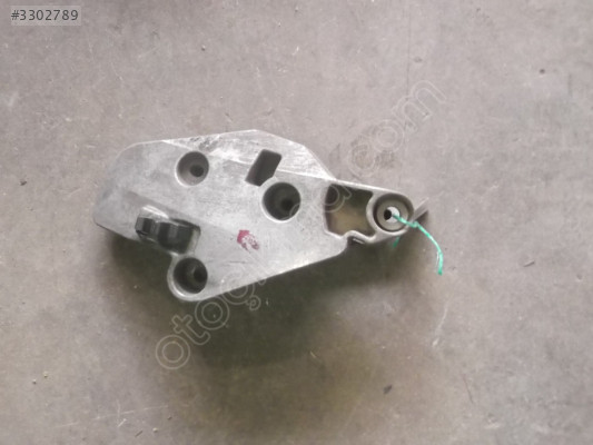 TRAFİC 1 OPEL VİVARO MOTOR TAKOZU