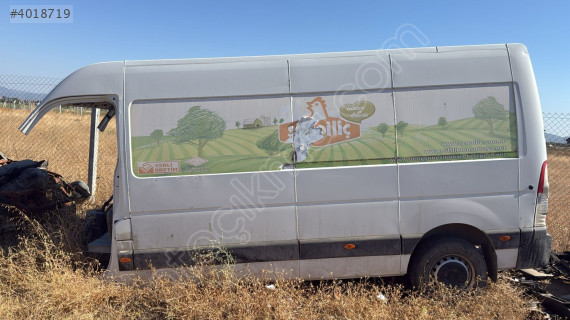 2023 Renault master sol yan duvar sacı