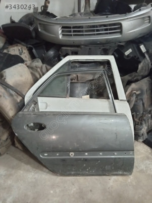 Renault Laguna Sağ Arka Kapı