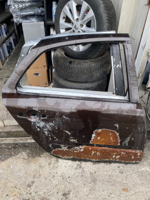 renault laguna 2 orjınal sağ arka kapı