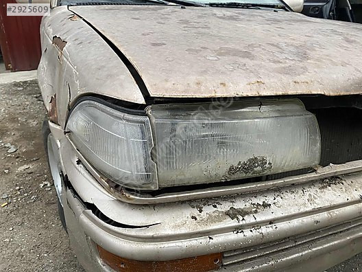 Toyota corolla efsane kasa sağ ön far 92-98 EMR OTOMATİV