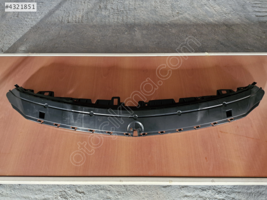 W117 CLA180 CLA200 AMG ÖN TAMPON İÇ ORTA ÜST BRAKETİ A1178850065