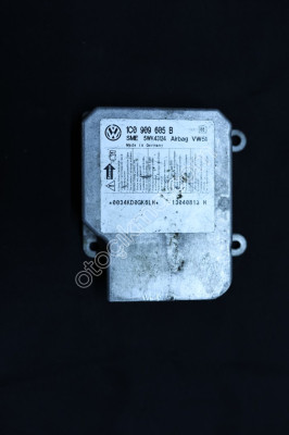 Volkswagen Passat Airbag Beyni 1C0909605B 5WK43124