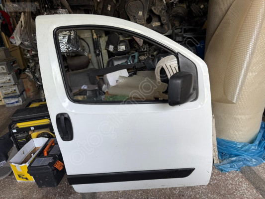 PEUGEOT BİPPER SAĞ ÖN KAPI CAM LASTİĞİ OLUK FİTİLİ 08-25 MODEL
