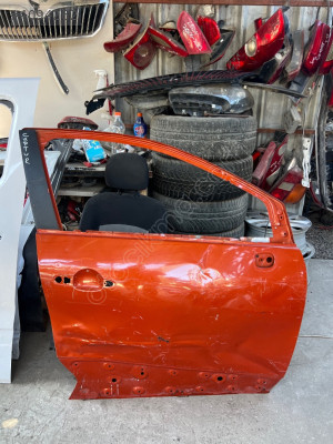 Renault captur çıkma orjjnal ön sağ kapı