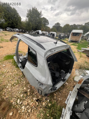 SKODA KAROQ SOL ARKA ÇAMURLUK KESME HATASIZ