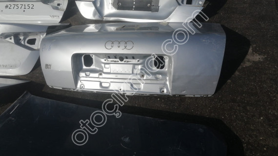 Audi a6 arka bagaj kapağı orijinal