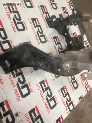 Bmw G30 5 serisi kilit yuva saçı orjinal KA1155740604