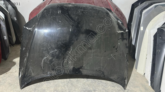 AUDİ/Q7 10-17 UFAK HASARLI ORJİNAL ÖN KAPUT