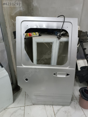 Ford connect sağ arka kapı