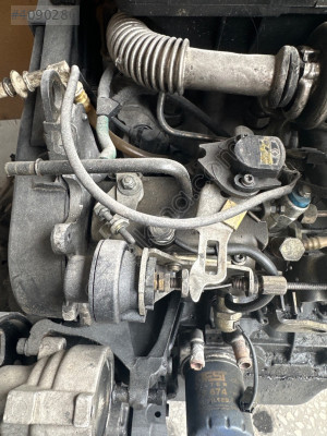 Citroen berlingo 1.9 D 1.9D mazot pompası pompa lucas delphi