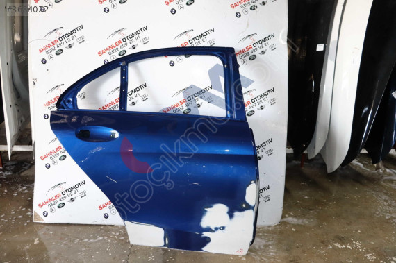 MERCEDES C SERİSİ A205 W205 SAĞ ARKA KAPI