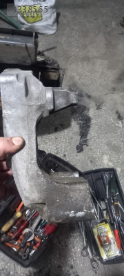 Volkswagen Bora motor bağlantı takozu orijinal