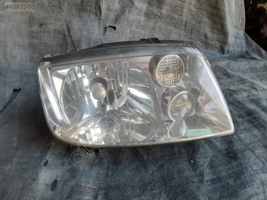 VOLKSWAGEN BORA SAĞ FAR 2000-2004 ORJİNAL ÇIKMA PARÇA