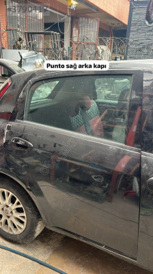 Ankara Yiğit Oto - Fiat Punto Sağ Ön Kapı Çıkma Parçası