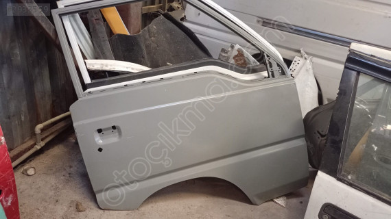 HYUNDAİ H100 SAĞ ÖN KAPI