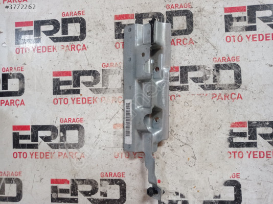 BMW 528i 535i M5 F10 Tavan Yanları Tavan Camı Güçlendirme Braket