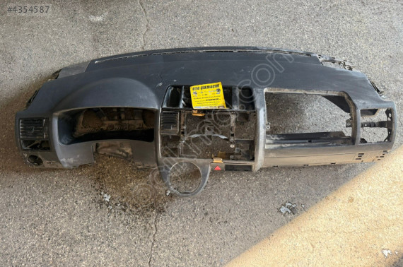 VOLKSWAGEN TRANSPORTER T5 GÖĞÜSLÜK