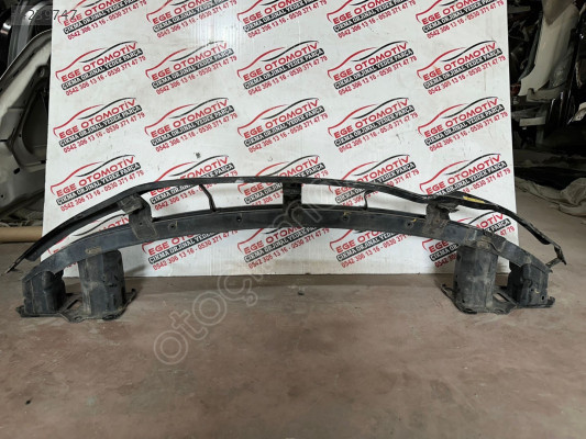 HONDA CİVİC FC5 ORJINAL ÖN TAMPON DEMİRİ