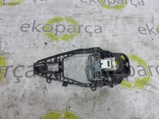 BMW 1 SERİSİ 2019 2024 F40 SAĞ ÖN KAPI KOLU MEKANİZMASI 9881778