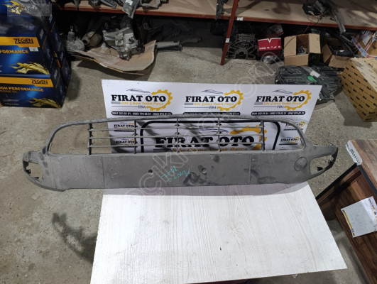735500125 FİAT PUNTO EVO TAMPON ÖN IZGARA