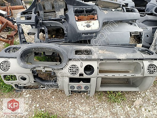 Kango 1 ön göğüs/torpido