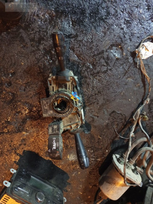 DACİA DUSTER  SİLECEK-SİNYAL  KOLU