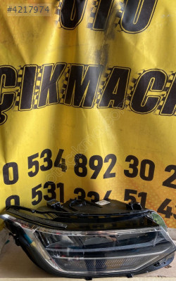 VOLKSWAGEN TİGUAN SAĞ FAR