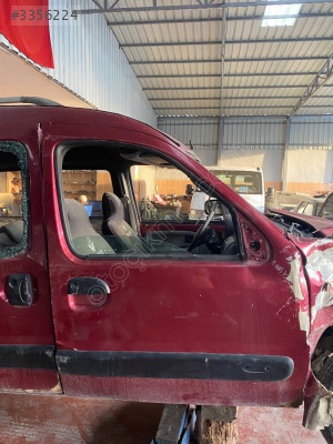 2004 RENAULT KANGOO SAĞ ÖN KAPI
