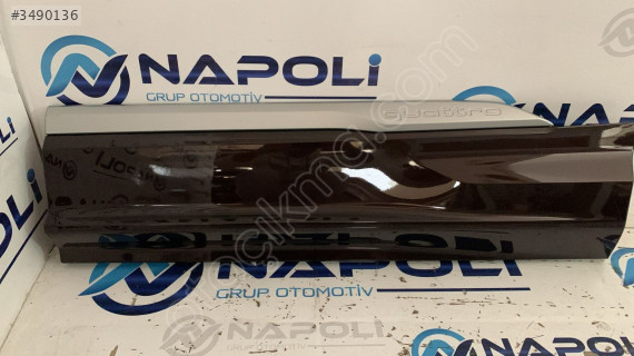 4M0853969N AUDİ Q7 SOL ARKA KAPI BANDI 2016/2022