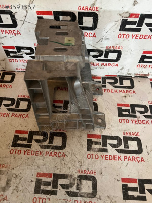 BMW X1 F48 sDrive 18 d ORTA KONSOL ALT DEMİR 1269312