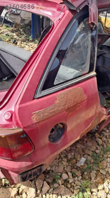 OPEL ASTRA F HB SAĞ ARKA ÇAMURLUK KESME.OTO ERKAN ÜNYE
