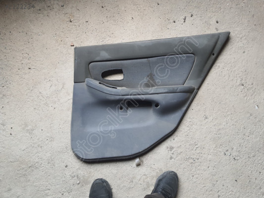 HYUNDAİ ELENTRA SAĞ ARKA KAPI DÖŞEMESİ 83362-2D010
