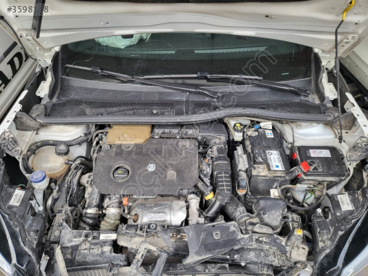 2023 Peugeot 2008 KOMPLE MOTOR