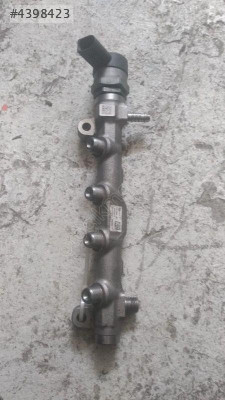 VOLKSWAGEN PASSAT 2015 2022 YAKIT DAĞITICI 04L130089G