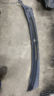 Kia clarus cam önü ızgarası