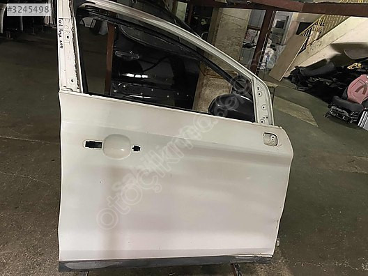 Ford Kuga sağ ön
