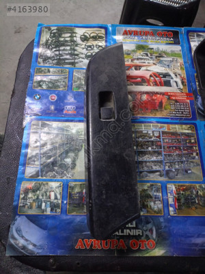 80960 3S100 Nissan pikap sağ cam açma düğmesi ve plastiği