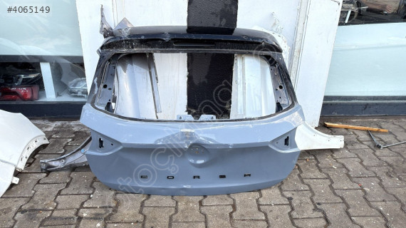 Opel Corsa f bagaj kapağı