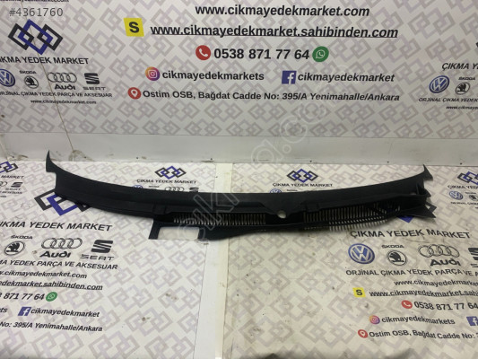 VW Bora / Golf 4 Cam Altı Izgarası  1J1819415B