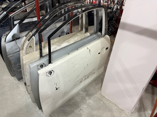 KİA RİO ÇIKMA ORJİNAL SOL ÖN KAPI BD1