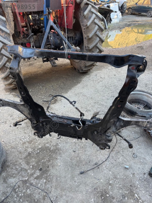 Volvo s80 çıkma motor traversi komple