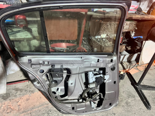 RENAULT MEGANE 2 DİNAMİK ARKA CAM MOTORU ÖN CAM MOTORU HATASIZ
