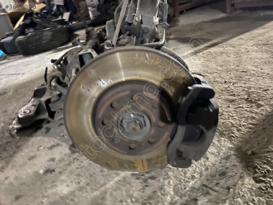 1.3 Fiat grande punto sağ ön taşıyıcı+kaliper