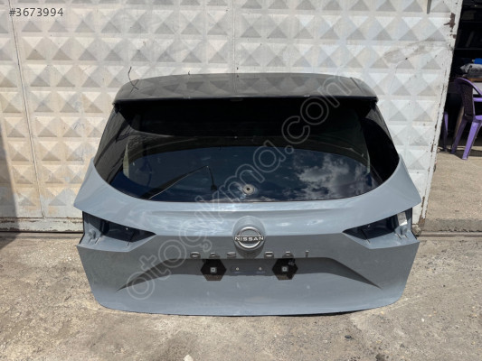 NİSSAN QASHQAİ ARKA CAM ÇIKMA ORİJİNAL 2022-2025