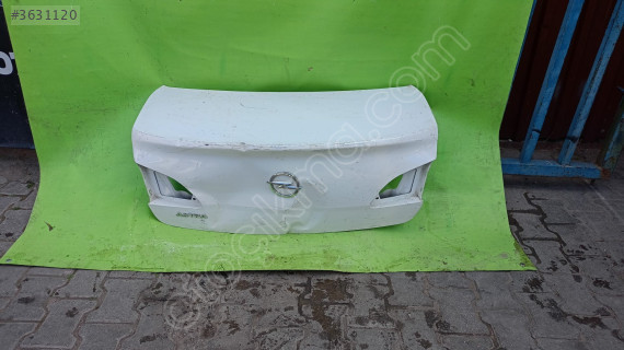 opel  astra j bagaj kapağı